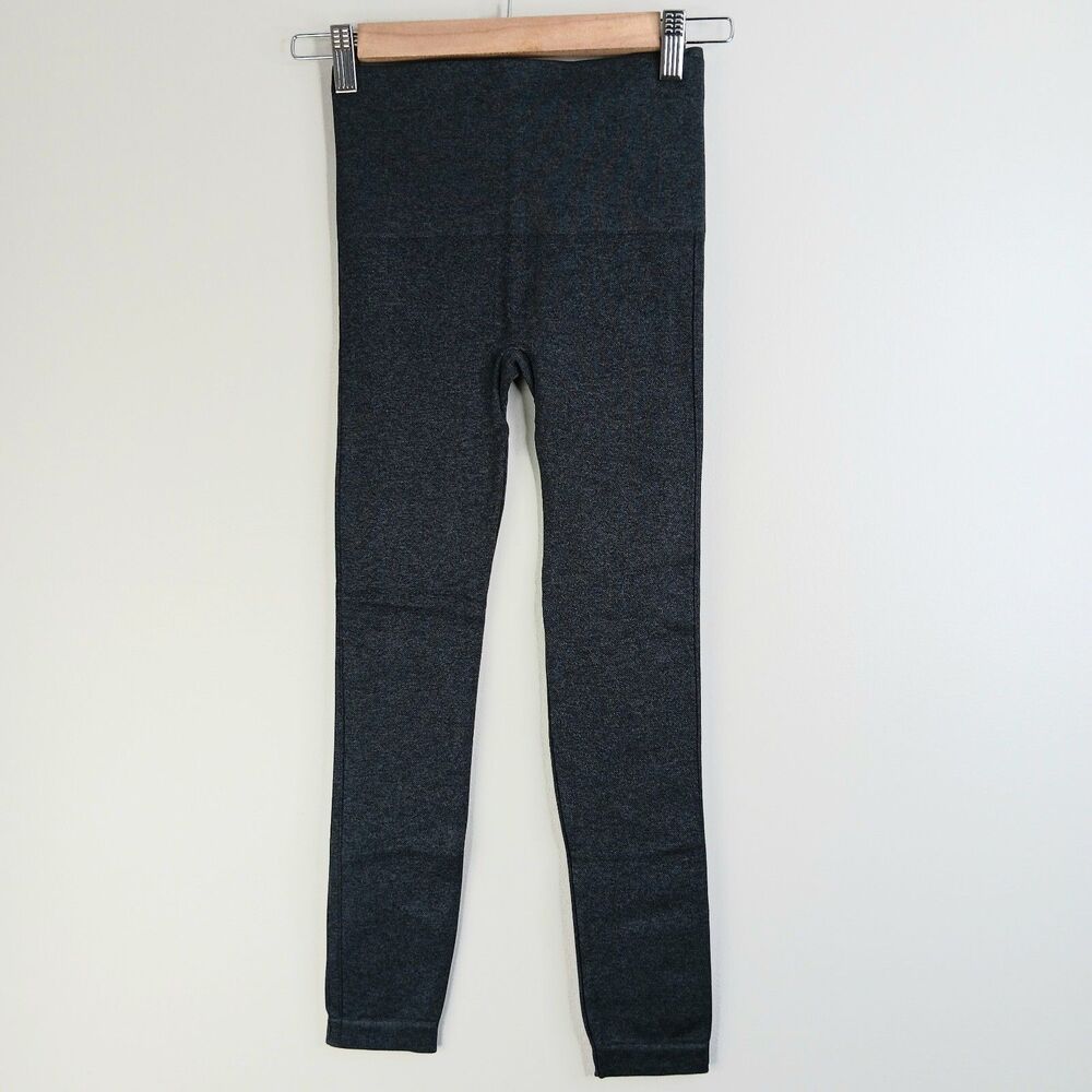 Spanx Women's Leggings Look at Me Now Seamless Stretch Lot of 2 Gray Black Small - Picture 7 of 11